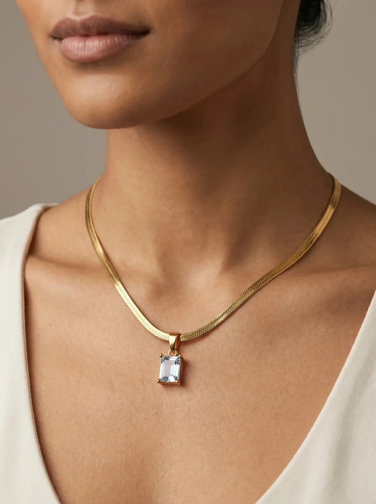 Soleil Snake Chain Pendant